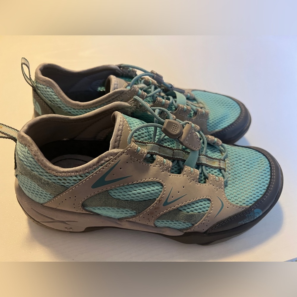 Columbia Water Sneaker Shoe | Women's 7 - Picture 3 of 8